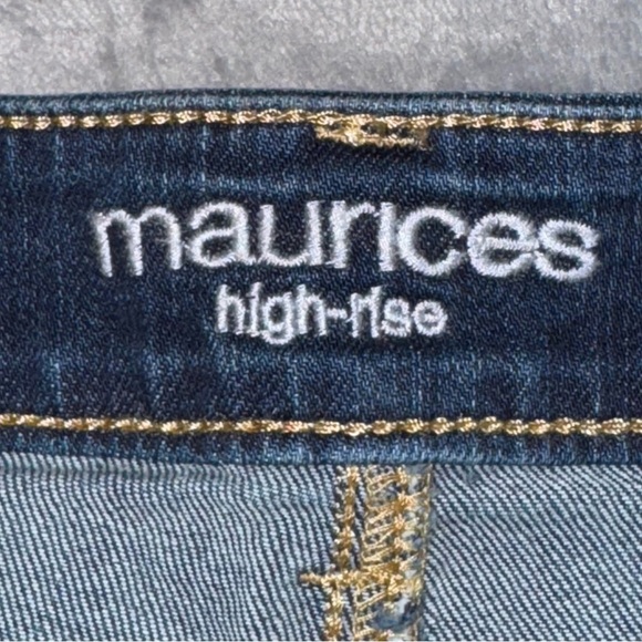 New with Tag Maurices High Rise 3.5” Denim Jean Shorts Size 6 - Picture 8 of 11